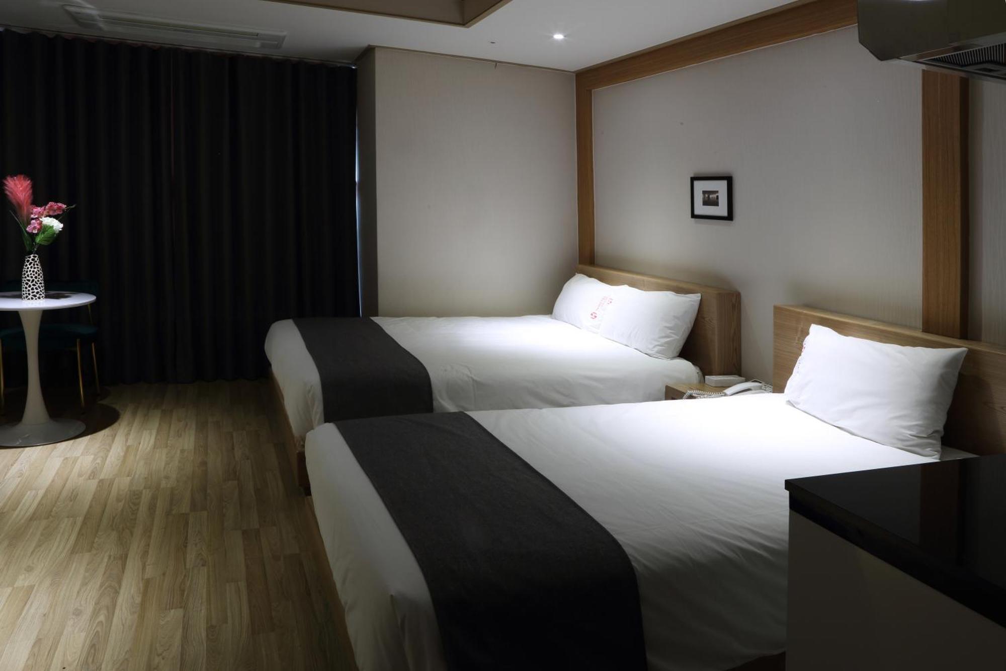 Incheon The Hotel Yeongjong Εξωτερικό φωτογραφία