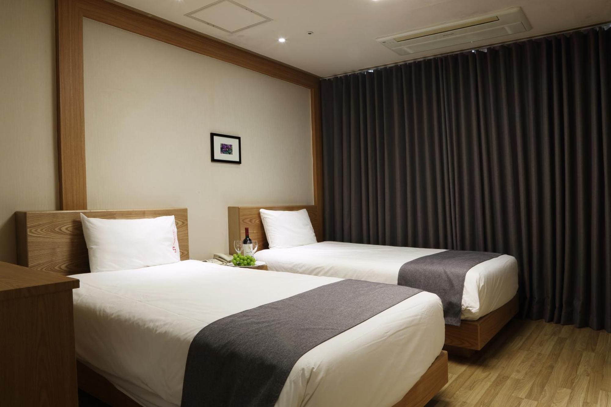 Incheon The Hotel Yeongjong Εξωτερικό φωτογραφία